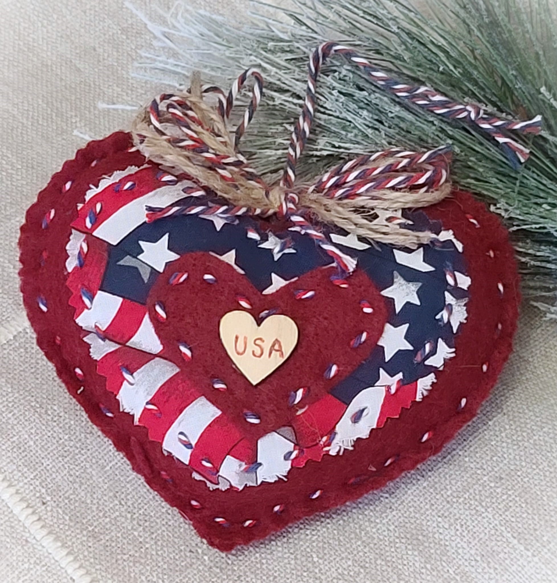 Felt and material USA patriotic heart ornament - Click Image to Close